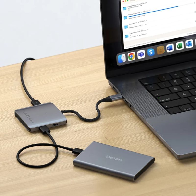 8. Satechi - Hub - z Power Delivery - 4 x USB-C 3.2 Gen 2 - Komputer stacjonarny