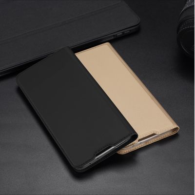 17. Dux Ducis Skin Pro kabura etui pokrowiec z klapką Xiaomi 12 Pro złoty