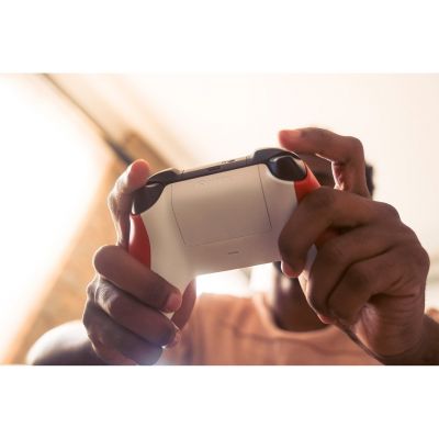 62. Microsoft Xbox Series Kontroler - Pulsujący czerwon