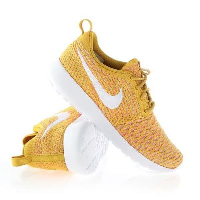 3. Buty Nike Rosherun Flyknit W 704927-700