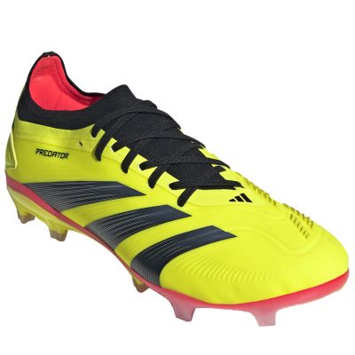 4. Buty piłkarskie adidas Predator Pro FG M IG7776