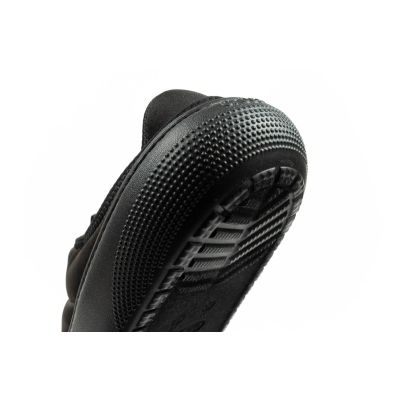 7. Crocs buty męskie papcie Classic Puff Moc kapcie czarne ocieplane