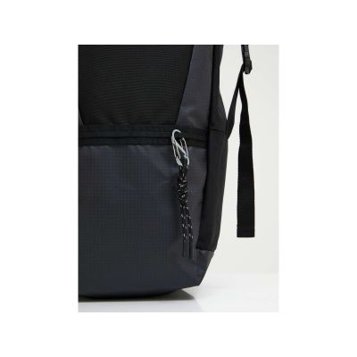 5. Plecak PEAK PERFORMANCE Roll Top Backpack kolor czarny