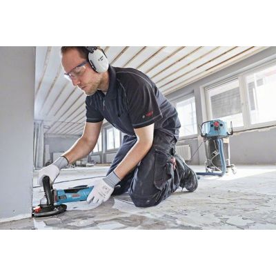 3. Bosch GBR 15 CAG 9300 RPM Czarny, Niebieski 1500 W
