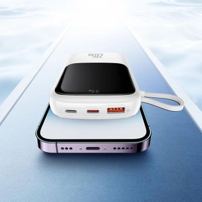11. Baseus Qpow Digital Display powerbank z szybkim ładowaniem 10000mAh 20W QC/PD/SCP/FCP z wbudowanym kablem Lightning biały