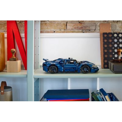 9. LEGO Technic 42154 Ford GT, wersja z 2022 roku