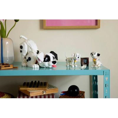 11. LEGO DISNEY 43271 CLASSIC LUCKY & PENNY 101 DALMATIANS PUPPIES