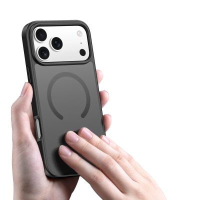 5. Etui Dux Ducis Yind na iPhone 17 Pro Max kompatybilne z MagSafe - czarne