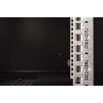 13. Digitus Szafa sieciowa wisząca Unique 19" 9U rack 600x450, drzwi szyba, czarny, niedzielona, złożona, 100kg