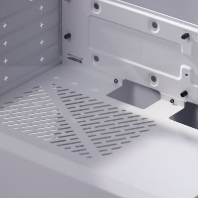 3. Cooler Master Elite 302 Mini Tower Biały