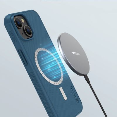 11. Nillkin Super Frosted Shield Pro Magnetic Case etui iPhone 14 Plus z MagSafe magnetyczne niebieski