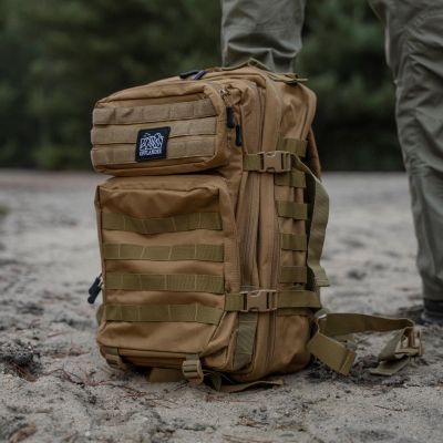 24. Plecak turystyczny Offlander Survival 43L OFF_CACC_07KH