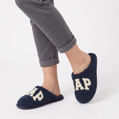 2. GAP kapcie damskie Plano II laczki ocieplane modne granatowe