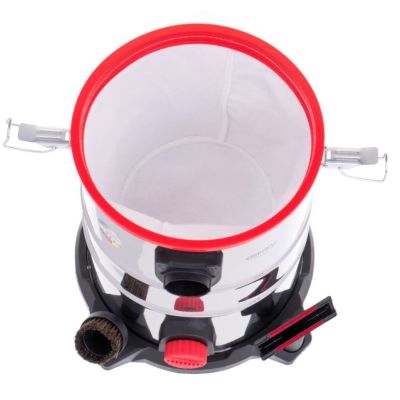 8. Odkurzacz CAMRY CR 7045