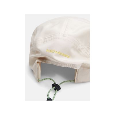 3. Czapka PEAK PERFORMANCE Lightweight Cap kolor beżowy