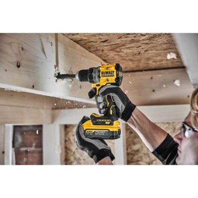 3. Wiertarko-wkrętarka 18V XR DCD800H2T DEWALT