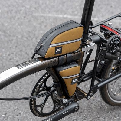 4. Torba trójkątna Rockbros na ramę rowerową 0,3l - brązowa