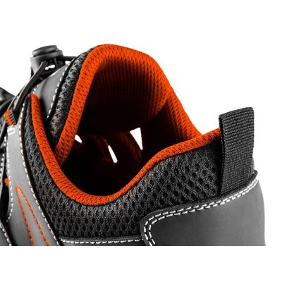 3. NEO tools 82-079-39 obuwie ochronne