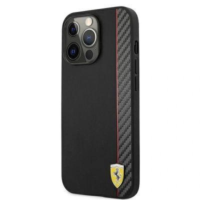 2. Etui Ferrari On Track Carbon Stripe na iPhone 13 Pro Max - czarne