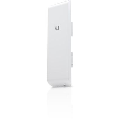 8. UISP Wireless airMAX 2.4 GHz Ubiquiti airMAX NanoStation M2