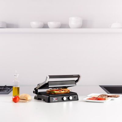 2. Grill 2w1 Taurus Bistro Gourmer 2600W