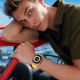 4. Pasek Tech-Protect IconBand Pro na Apple Watch 4 / 5 / 6 / 7 / 8 / 9 / SE / Ultra 1 / 2 (42/44/45/49 mm) - żółty