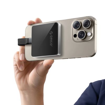 2. Kieszeń dyskowa Orico AP30-G2 M.2 NVME z magnesem MagSafe USB-C 3.2 - czarna