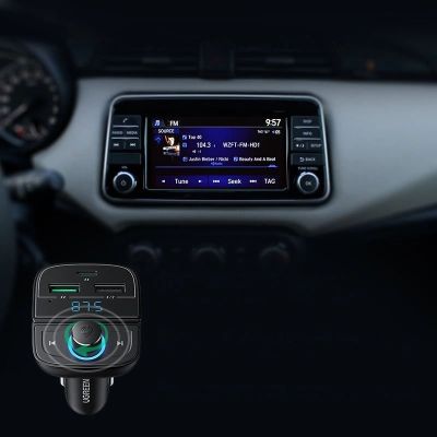 8. Ugreen Transmiter FM Bluetooth 5.0 ładowarka samochodowa MP3 3x USB TF micro SD 4,8 A czarny (CD229)