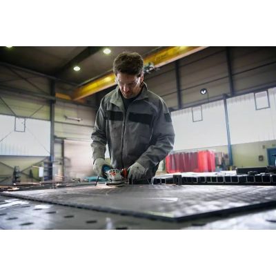 4. Szlifierka kątowa 125mm 1400W GWS 06017D0100 BOSCH