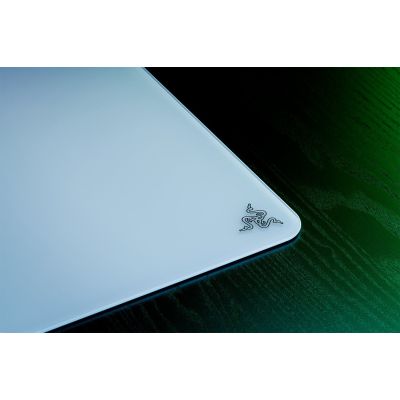 5. Razer Atlas Podkładka dla graczy Biały