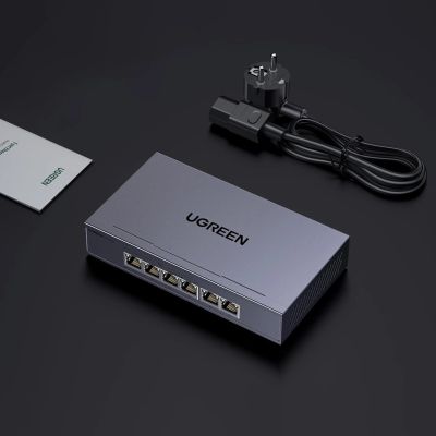 3. Switch Ugreen przełącznik ethernet 6-Portowy 1Gb/s z PoE - szary