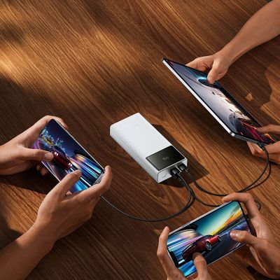 11. Powerbank Baseus Star-Lord 20000mAh 22,5W z wyświetlaczem cyfrowym i kablem USB-C 3A 30cm - biały