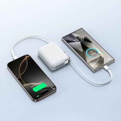 6. Powerbank Joyroom JR-PBF27Pro10000mAh 30Wz wbudowanym kablem USB-Ci dodatkowym dwukierunkowym kablemUSB-C - Lightning - biały