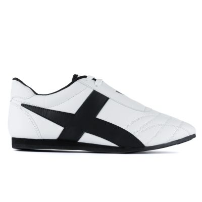 2. Buty  treningowe do sportów walki Black DBX Bushido Białe