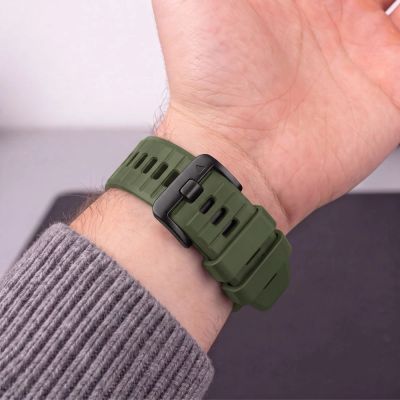 7. Pasek Tech-Protect Silicone na Garmin Fenix 5 / 6 / 6 Pro / 7 / 8 / 8 Pro / E / 9 / 9 Pro (51 mm) - zielony