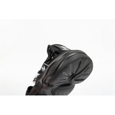 6. Sandały adidas Magmur Sandal W EF5850