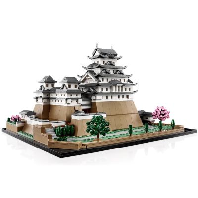 4. LEGO Architecture 21060 Zamek Himeji