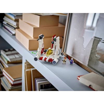 11. LEGO Star Wars 75432 Myśliwiec V-19 Torrent