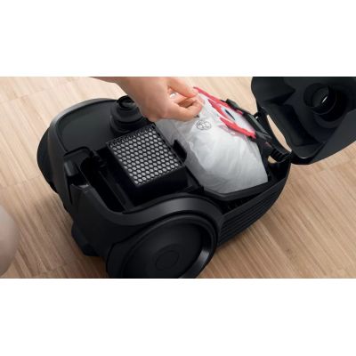 6. Odkurzacz BOSCH BGB S2LB1