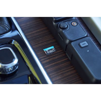 3. KINGSTON microSDXC Canvas Go Plus 1TB + Adapter