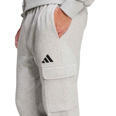 5. Spodnie męskie adidas Essentials Feelcozy Cargo jasnoszare JE3823