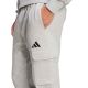 5. Spodnie męskie adidas Essentials Feelcozy Cargo jasnoszare JE3823