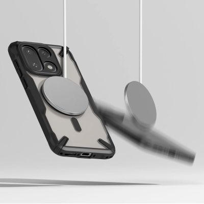 6. Etui Ringke Fusion X Magnetic MagSafe na OnePlus 15 - przezroczysto-czarne