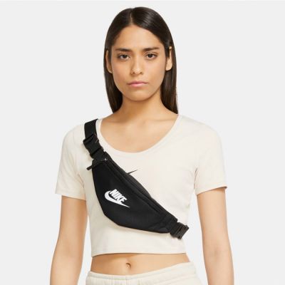 4. Saszetka, nerka Nike Heritage Waistpack DB0488 010