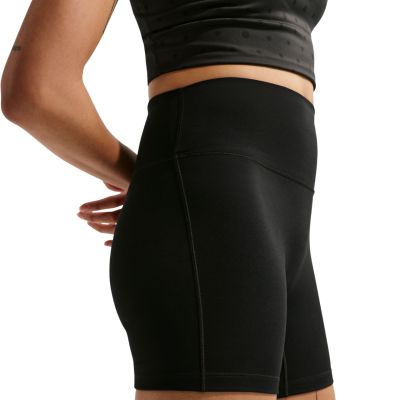 4. Spodenki damskie Nike One czarne IO0809 010