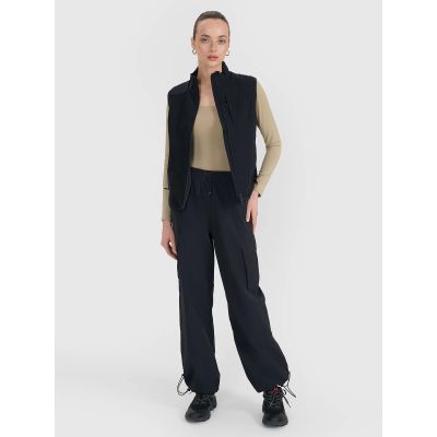 2. Bezrękawnik pikowany damski 4F 4FWSS25TVJAF188-20S