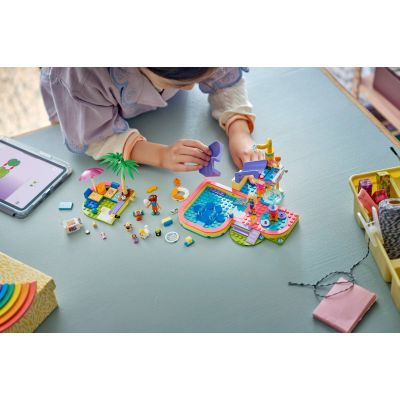 7. LEGO Friends 42676 - Frajda w parku wodnym