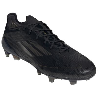 8. Buty piłkarskie adidas F50 Elite FG IE3187