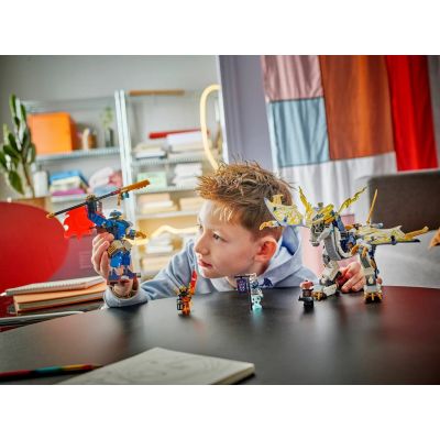 19. LEGO NINJAGO 71843 Mech smoczego jeźdźca Rogue’a
