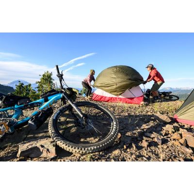 7. MSR Hubba Hubba Bikepack 2 os. Zielony, Czerwony, Biały Namiot trójkątny